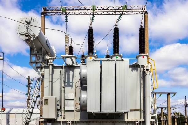 High voltage power transformer 